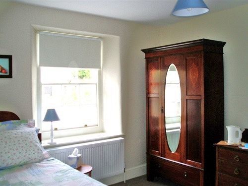 פרינסטאון Tor Royal Bed & Breakfast מראה חיצוני תמונה